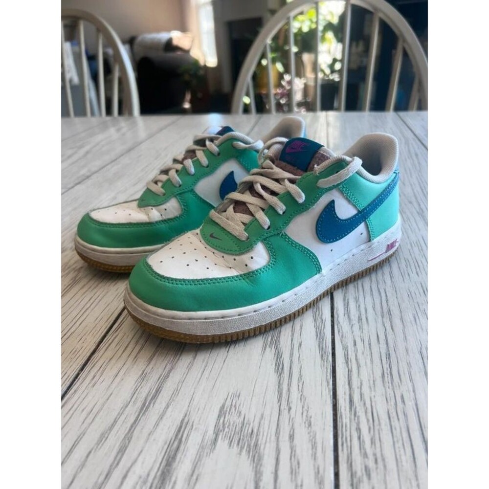Nike Air Force 1 Low LV8 "Play" GS sneakers Youth Size 3